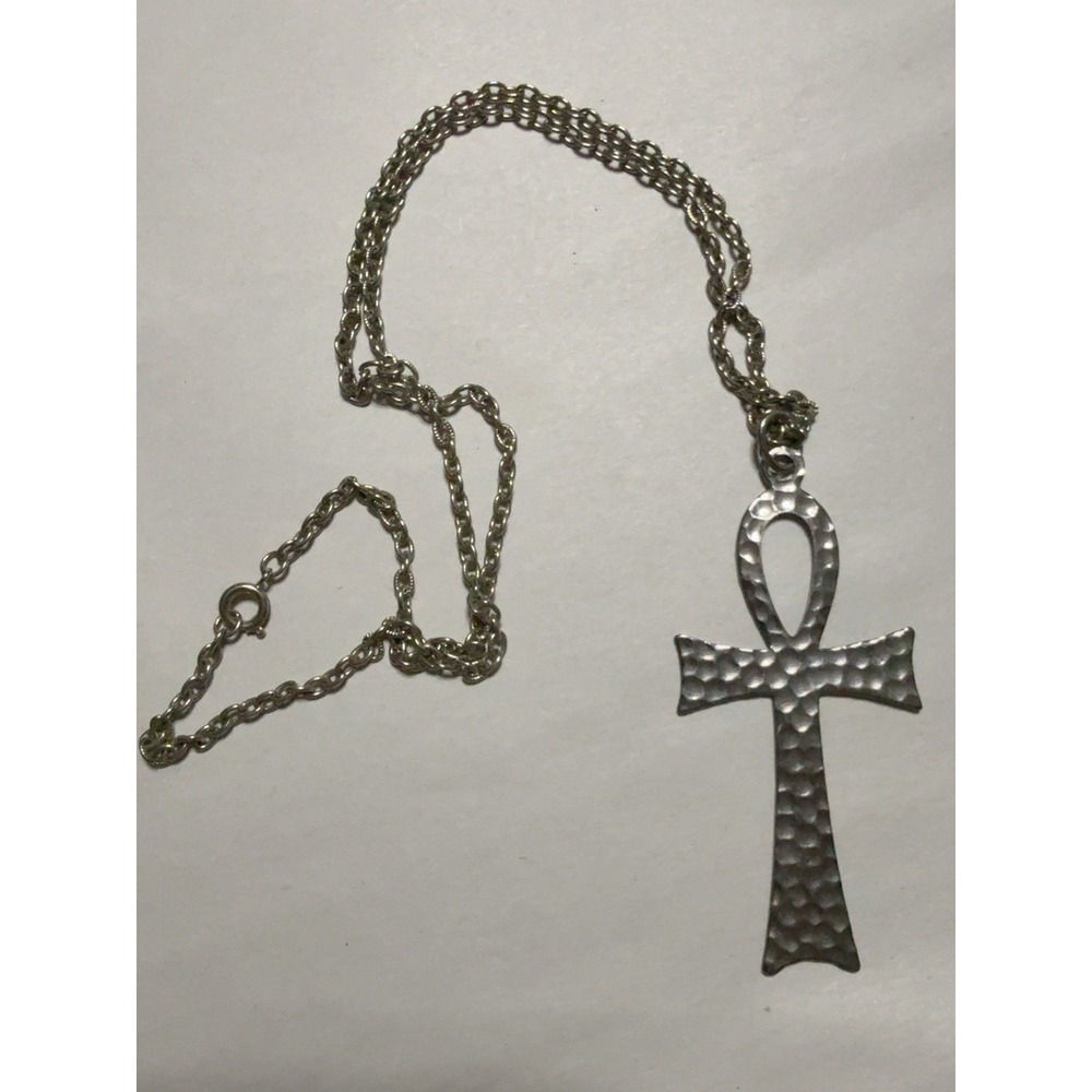 T20255-Vintage Ankh Egyptian Key of Life Pendant Necklace Hammered Silver Tone - Picture 2 of 7